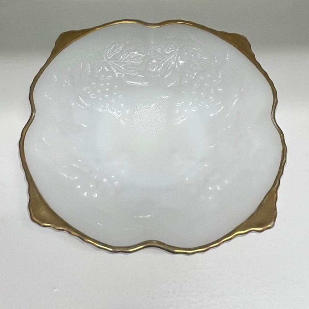 Vintage 1960's Anchor Hocking Milk Glass Grape Patterned Scalloped Serving Bowl